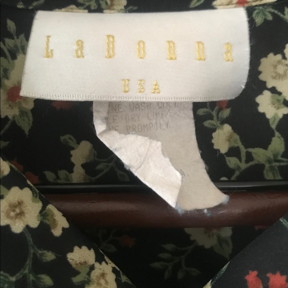 La Donna Sheer Floral Long Sleeve - Picture 6 of 7